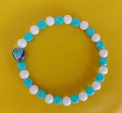 Pulsera Celeste y Blanca con Corazón Azul - Elástica