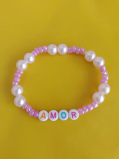 Pulsera Amor con Mostacillas y Perlas - Elástica