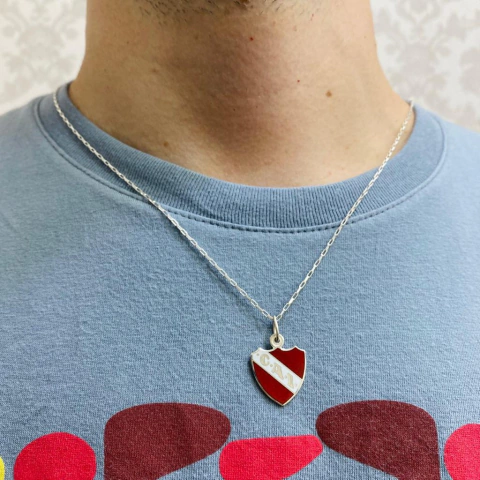 Conjunto Escudo Independiente Grande - comprar online