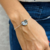 Pulsera Amor en internet