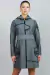 Impermeable Fotogramas (gris) - Audia Valdez Tienda