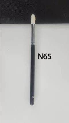 MAKEUP SUPPLIES: Brocha N65
