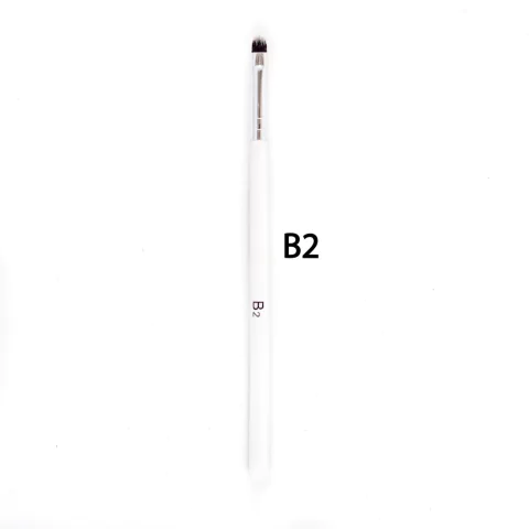 MAKEUP SUPPLIES: Brocha B2