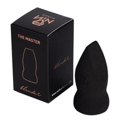NINA MAKEUP: The Master Blender
