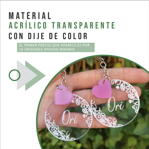 Llaveros de acrílico transparente con dije de color