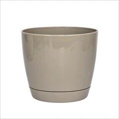 Macetas Plasticas Riga Autorriego Premium N°25 - ConductoHogar | Calefactores y Kits de Instalación