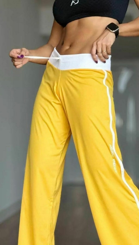 Pantalon set deportivo amarillo - comprar online