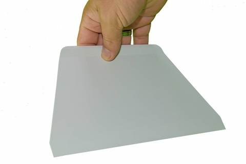ESPÁTULA RASPADEIRA ALISADORA TRAPEZOIDAL 22 CM