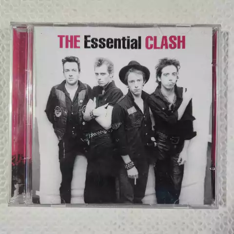 The Clash - The Essential Clash CD 2003