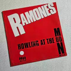 Ramones - Howling At The Moon (Sha-La-La) Vinil 1985