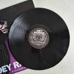 Joey Ramone - A Closer Look Vinil Novo - Anomalia Distro