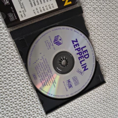 Led Zeppelin – Live CD Brasil - Anomalia Distro