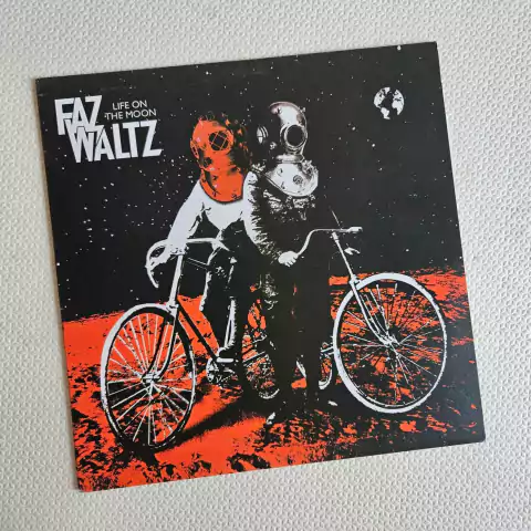 Faz Waltz - Life On The Moon Vinil Italia 2012