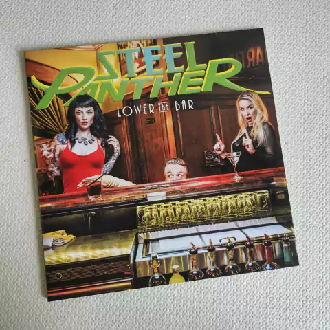 Steel Panther - Lower The Bar Vinil Verde 2017