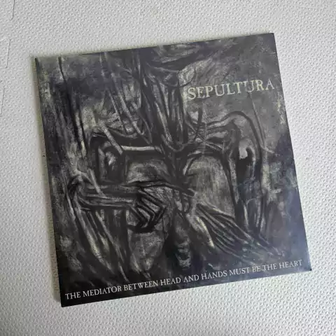 Sepultura - The Mediator Between Head And Hands Must Be The Heart Vinil Lacrado