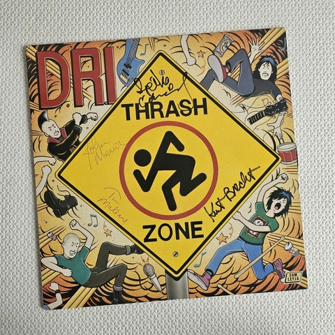 D.R.I. - Thrash Zone Vinil Autografado
