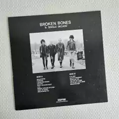Broken Bones - A Single Decade Vinil 2015 - comprar online
