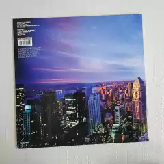 Oasis – Standing On The Shoulder Of Giants Vinil 2009 na internet