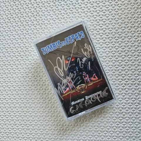 Zumbis Do Espaço - Monstros Dominantes K7 Autografado - comprar online