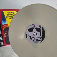 Zumbis Do Espaço – A Invasão Vinil Branco - Anomalia Distro