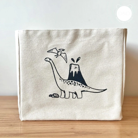 Contenedor M (Dino volcán)