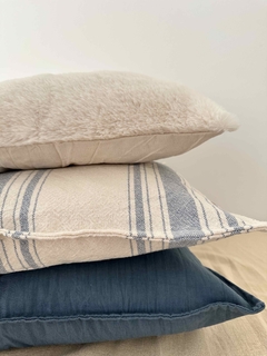 Imagen de Funda de almohadon castorino pelo corto