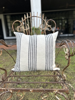 Funda de almohadon en tusor rustico Milo - El Retazo Home & Deco