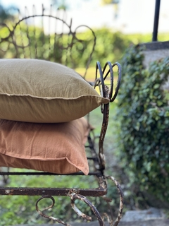Imagen de Almohadon en tusor pesado liso