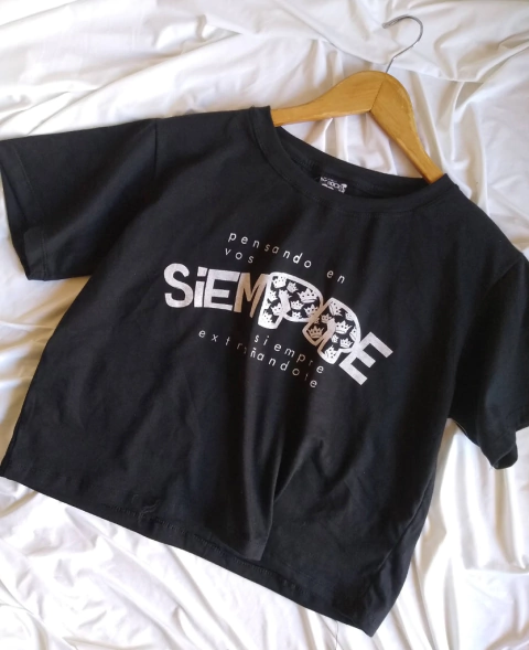 Remera Corta #PENSANDO EN VOS SIEMPRE