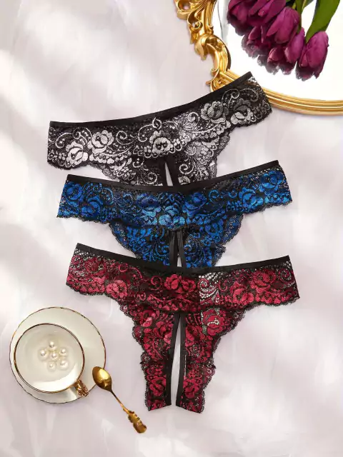Kit 3 Calcinha de Renda Floral com abertura Frontal ElaShopp