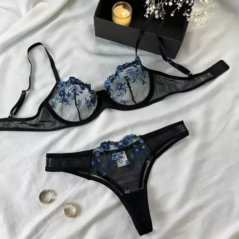 Conjuto de Lingerie Sutiã e calcinha Babydoll Bordados ElaShopp