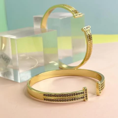 ESCLAVA ENCHAPADA EN ORO CON CUBICS TIFF COD 4942 en internet