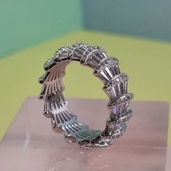 ANILLO SIN FIN CUBICS ABANICO EN PLATA ITALIANA 4924 en internet