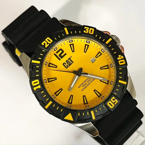 CAT SUBMARINER CAJA DE ACERO FONDO AMARILLO PX.141.21.731