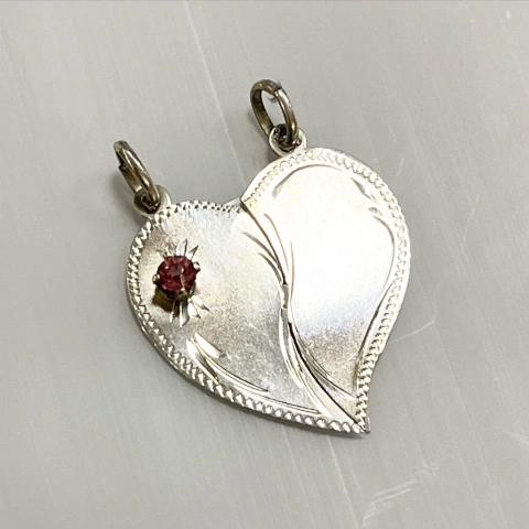 MEDALLA CORAZON PARA PARTIR EN PLATA CON PIEDRA ROSA TU Y YO