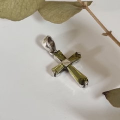 CRUZ PLATA ITALIANA Y PERIDOTOS COD K2248