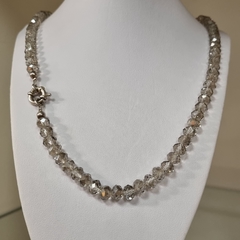COLLAR DE CRISTAL DE ROCA FUME CON CIERRE MARINERO PLATA /6515