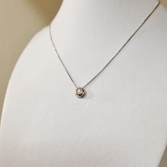 CADENA Y DIJE SUSANITO PUNTO DE LUZ CON DIAMANTE AU2020