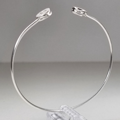 PULSERA ESTILO MEDIA ESCLAVA CON TERMINALES DE CUBIC ITALIA K2942 - DEBERNARDI - Joyeria Debernardi