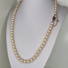 COLLAR DE PERLAS MAJORICA ANTIGUO DECADA 60 COLOR CREME COD 2950