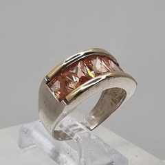 ANILLO PLATA Y ORO CON TOPACIOS CHAMPAGNE BAGUETTE COD K3001