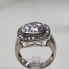 ANILLO ITALIANO CON CUBIC CUADRADO CORONADO 3236