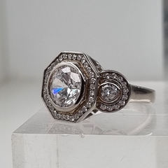 ANILLO PLATA CON 3 IMPORTANTES CUBICS ITALIANO .TALLA BRILLANTE 3237 en internet