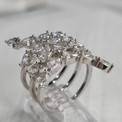 ANILLO 3 VUELTAS CON CUBICS VIVORITA 3415 en internet