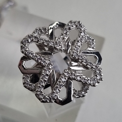 ANILLO PLATA CON PAVEE DE CUBICS FLOR J963 en internet