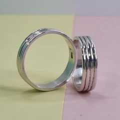 PAR DE ALIANZAS EN PLATA 4 HILOS COD 5230