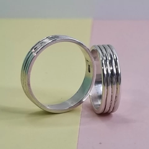 PAR DE ALIANZAS EN PLATA 4 HILOS COD 5230