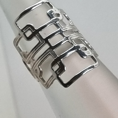 ANILLO DE PLATA MODELO CUBOS DE AUTOR COD5613