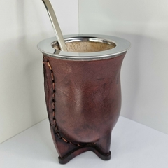 MATE CAMIONERO DE CALABAZA, CUERO MARRON CON VIROLA DE ACERO 4468 - comprar online