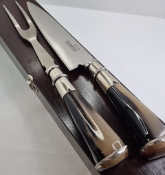 SET DE ASADO TENEDOR Y CUCHILLO CON ESTUCHE, ALPACA Y HOJA DE ACERO 18CM cod: TA300